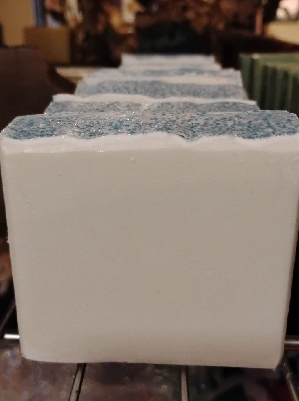 Adk. Black Bear Soap Fresh Snow