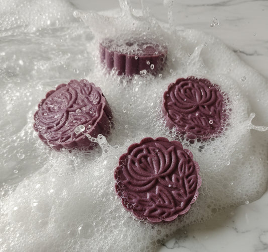 Sugar Plum Punch Shampoo with Hibiscus & Rice Starch